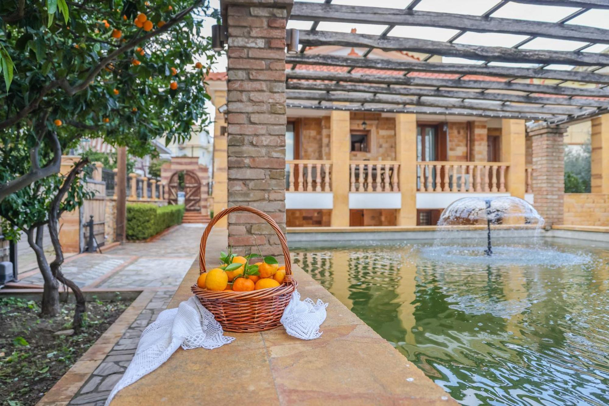 Archontiko Frideriki Luxury Apartments Chios Town Exterior foto