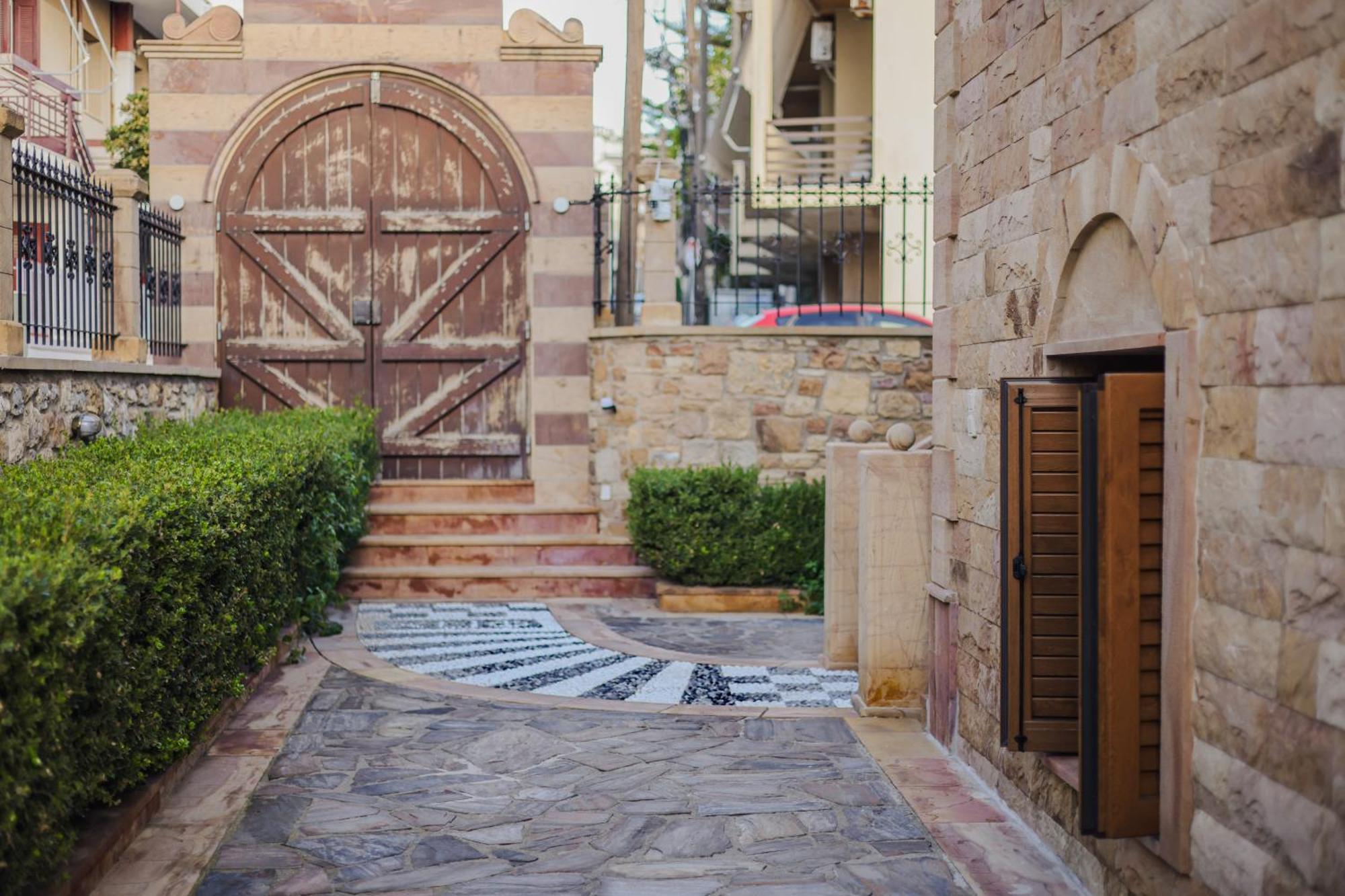 Archontiko Frideriki Luxury Apartments Chios Town Exterior foto